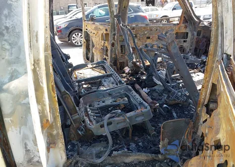 2004 Chevrolet Silverado 2500Hd Ls из США, поврежденный, VIN 1GCHK232X4F198577